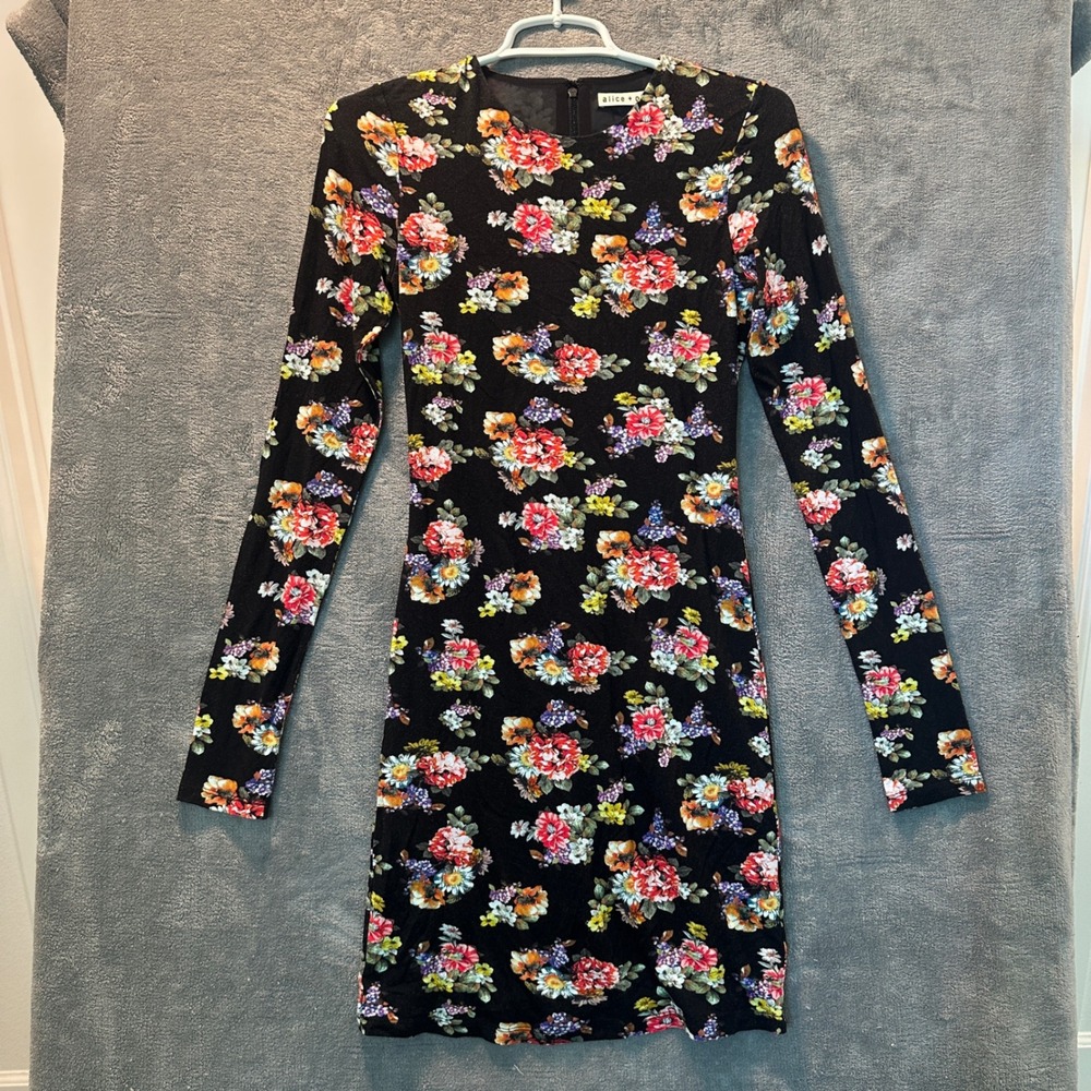 NWT NEW Alice + Olivia Mini Dress Women Size 0 Black Floral Magnolia Long Sleeve